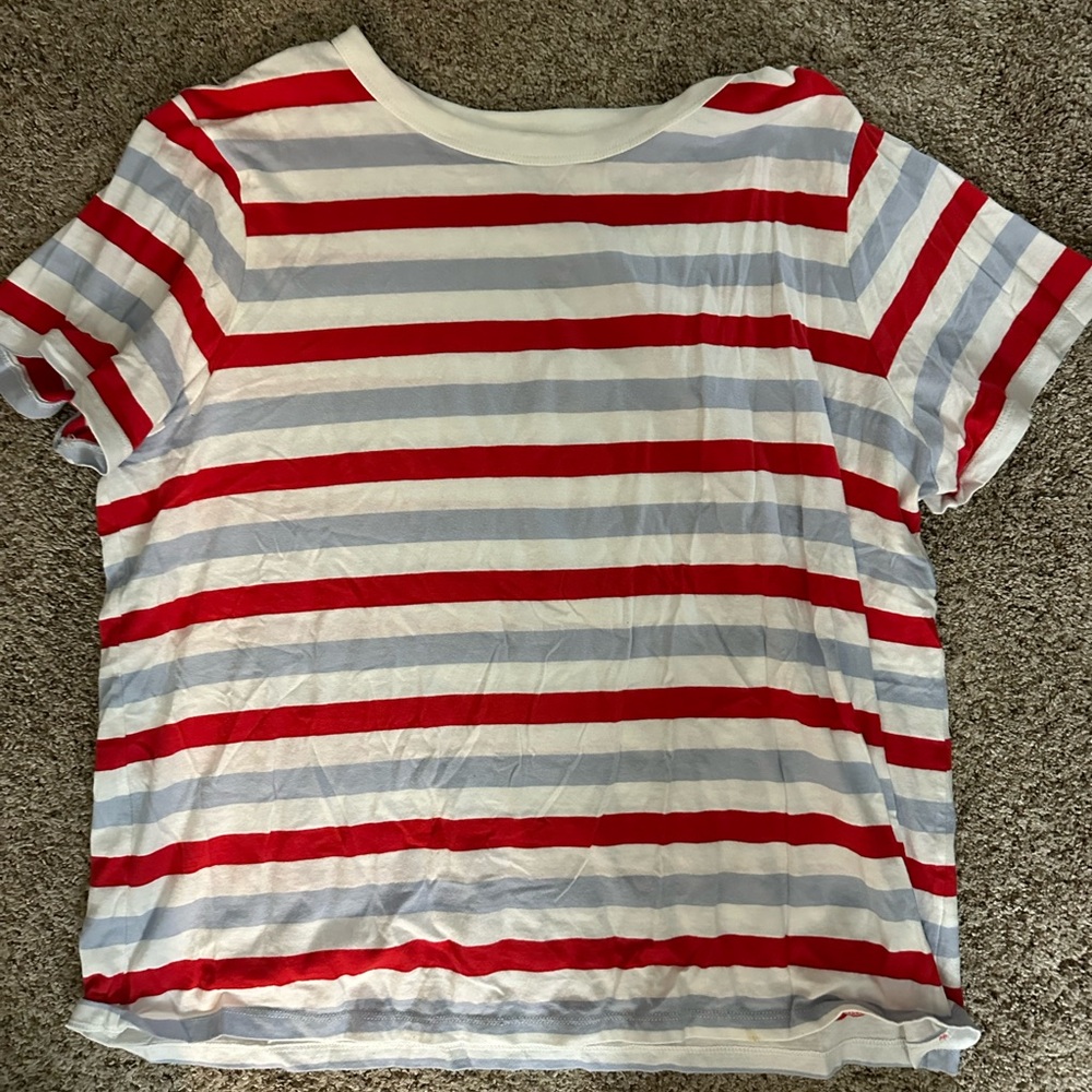 Old Navy Short Sleeve Tee - Red and White Stripes